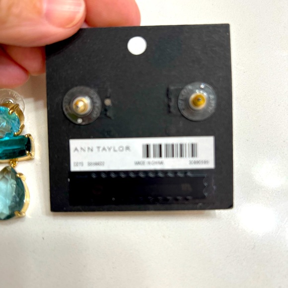 Ann Taylor & LOFT - Earrings - Picture 5 of 5